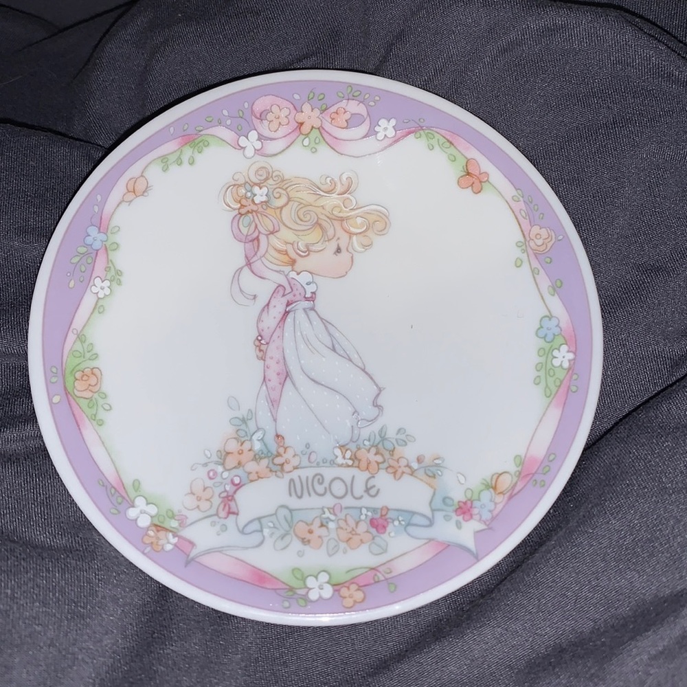 Enesco Name Plate - Nicole